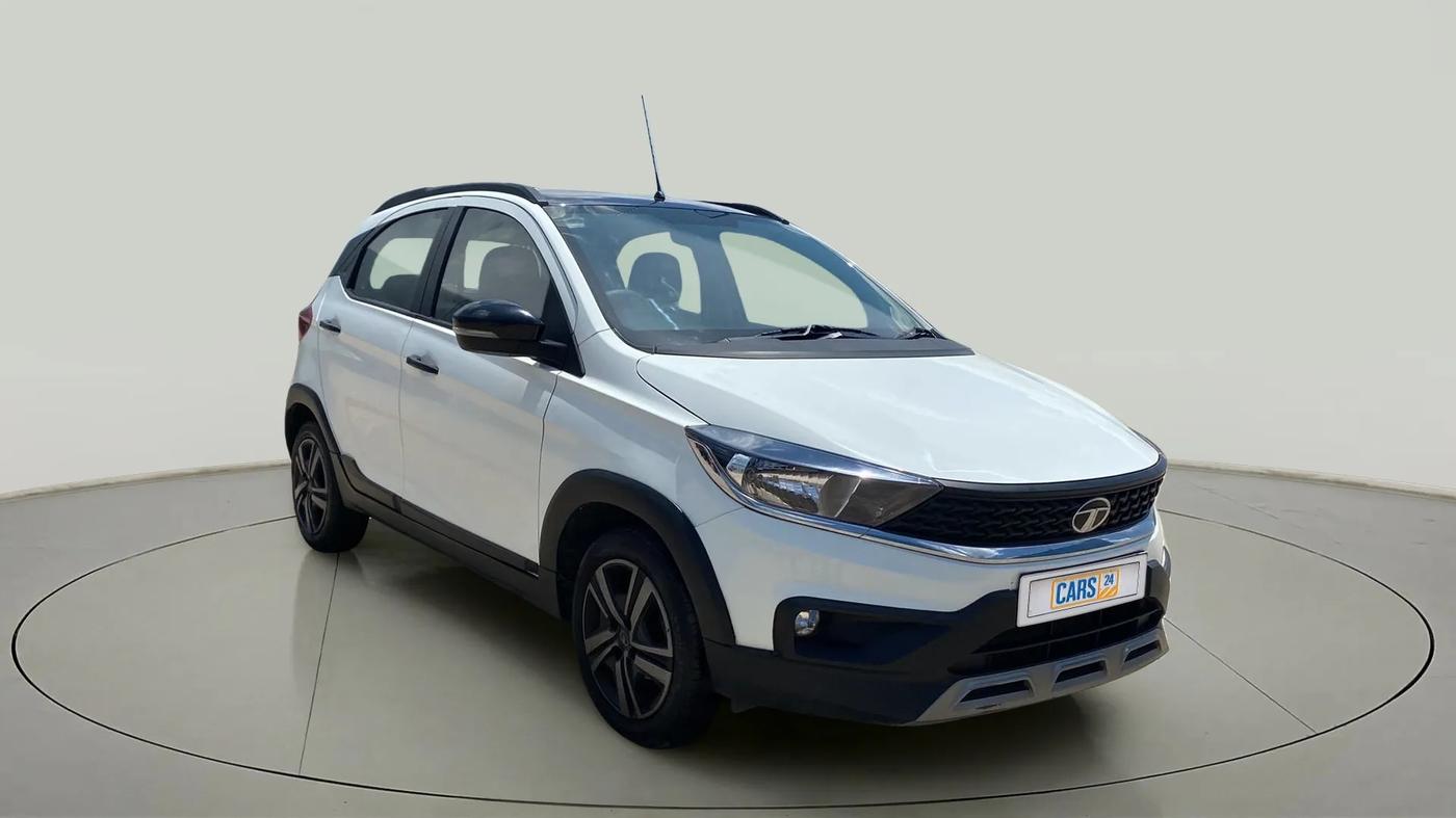 2023 Tata TIAGO NRG XZ MT, Petrol, Manual, 10,511 km, SRP