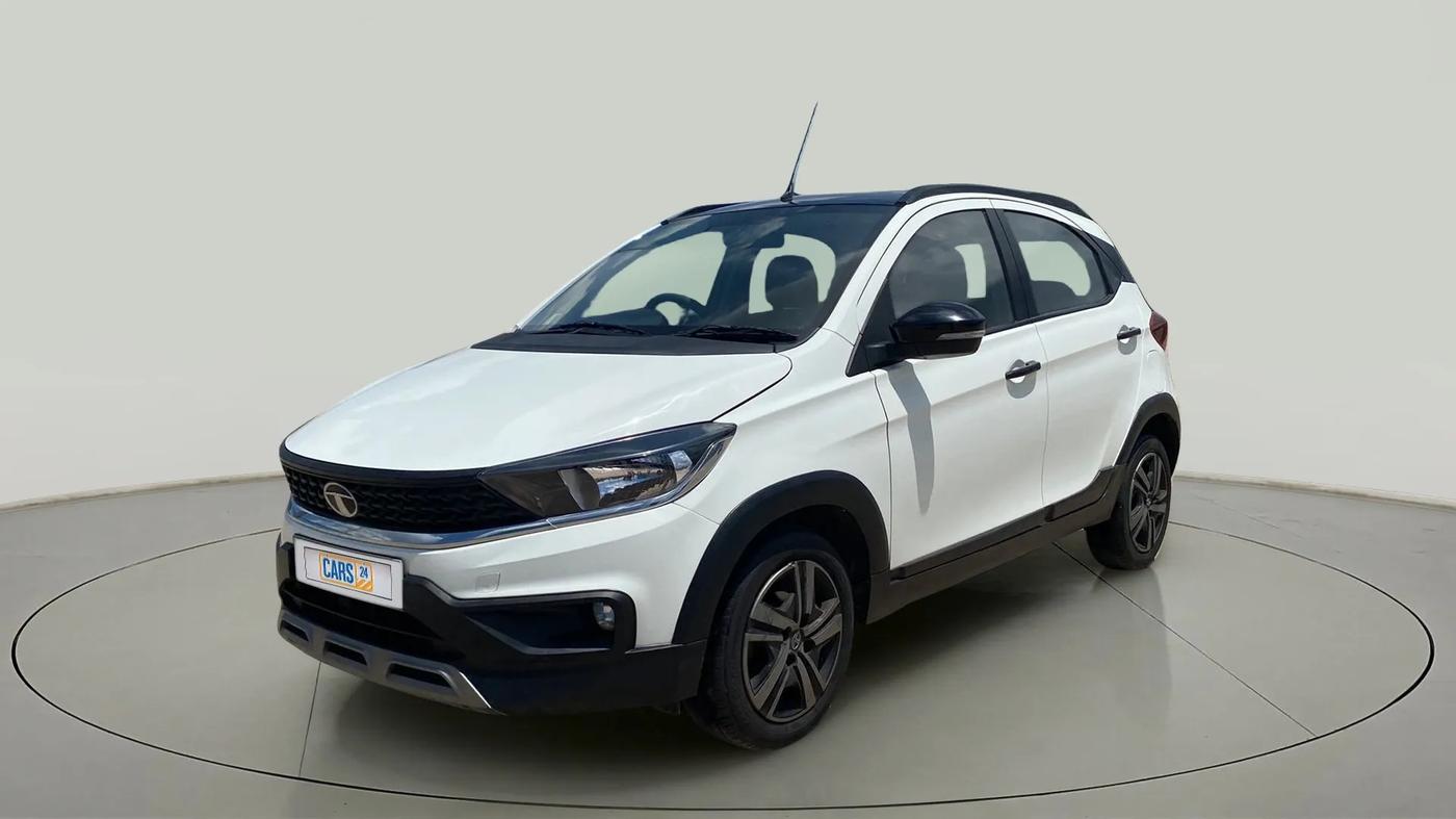 2023 Tata TIAGO NRG XZ MT, Petrol, Manual, 10,511 km, Left Front Diagonal