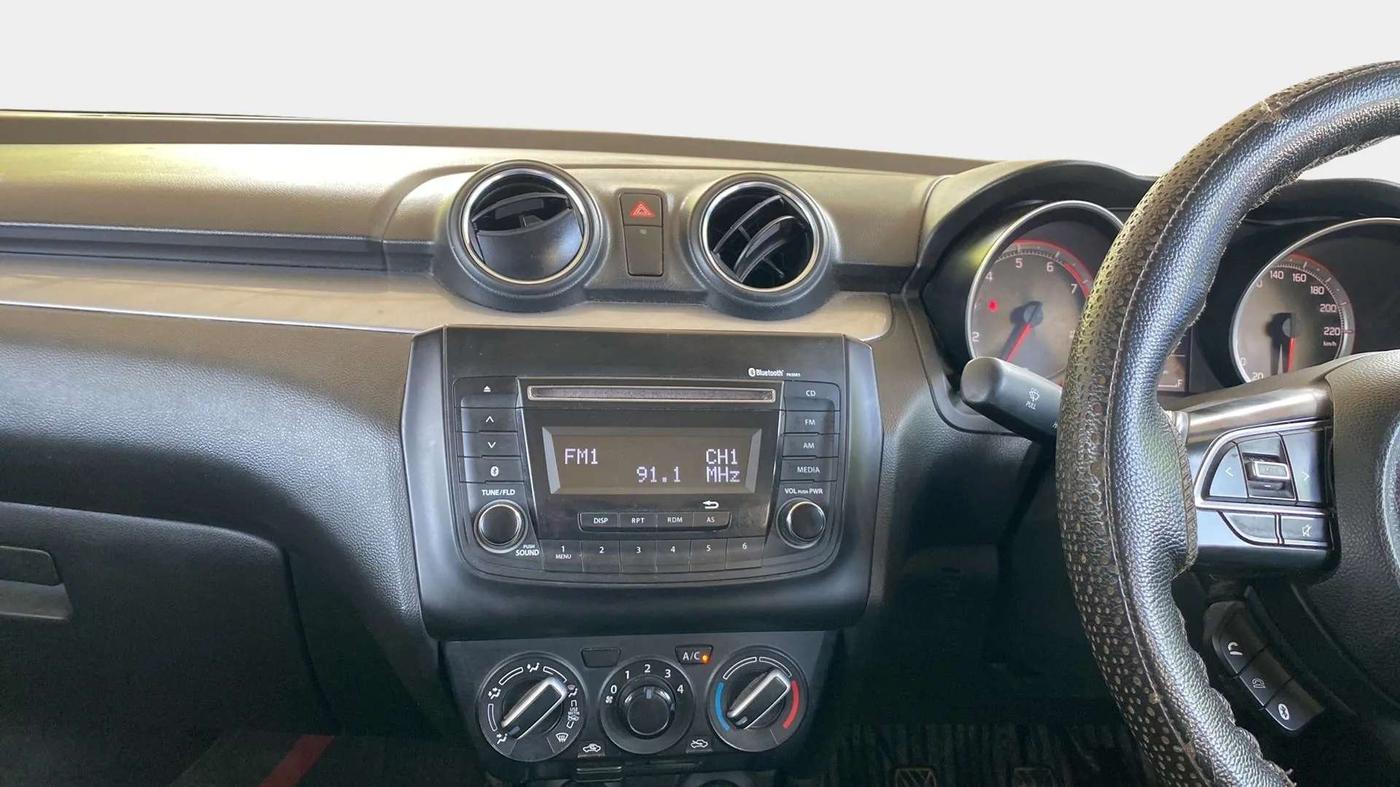 2018 Maruti Swift VXI, Petrol, Manual, 66,280 km, Air Conditioner