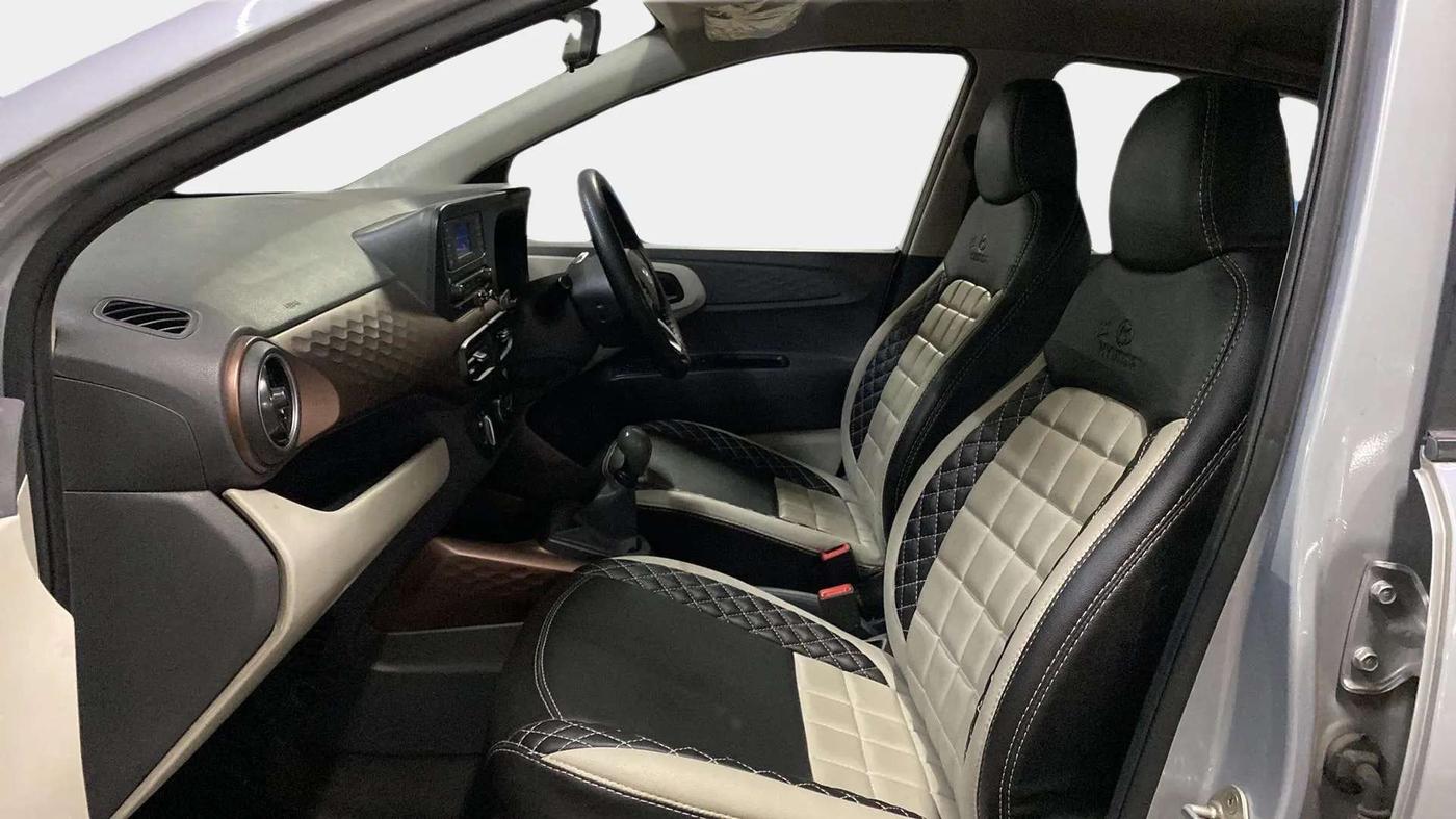 2021 Hyundai AURA S 1.2 CNG, CNG, Manual, 52,261 km, Right Side Front Door Cabin