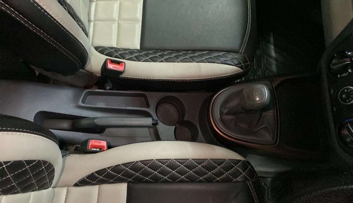 2021 Hyundai AURA S 1.2 CNG, CNG, Manual, 52,261 km, Gear Lever