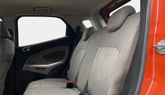 2015 Ford Ecosport TITANIUM 1.0L ECOBOOST, Petrol, Manual, 70,280 km, Right Side Rear Door Cabin