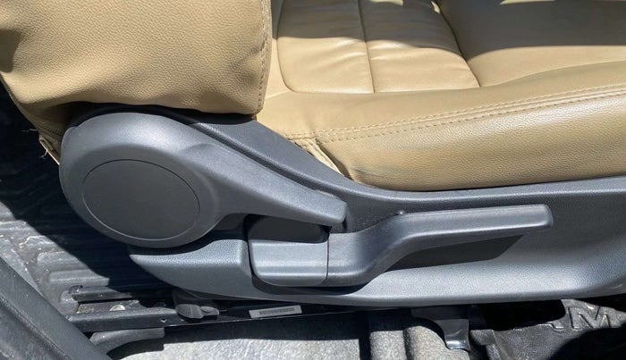 2018 Honda Amaze 1.5L I-DTEC V, Diesel, Manual, 28,267 km, Driver Side Adjustment Panel