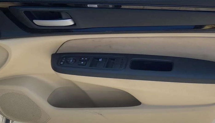 2018 Honda Amaze 1.5L I-DTEC V, Diesel, Manual, 28,267 km, Driver Side Door Panels Control