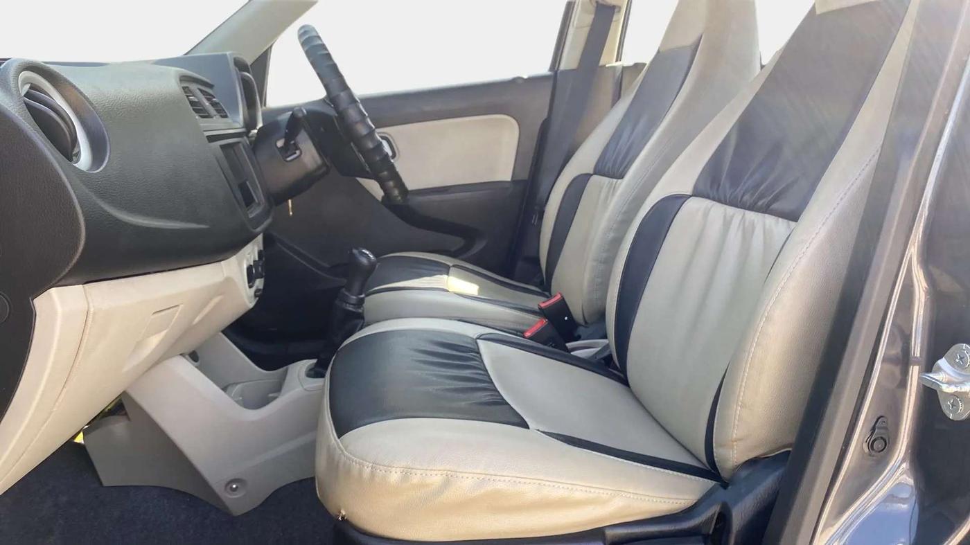 2020 Maruti Alto LXI, Petrol, Manual, 29,115 km, Right Side Front Door Cabin