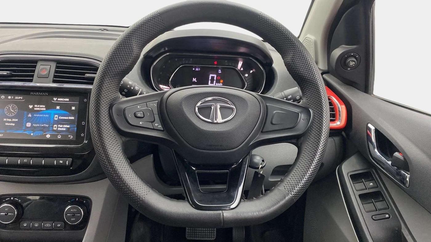 2021 Tata Tiago XZA PLUS PETROL, Petrol, Automatic, 13,785 km, Steering Wheel Close Up