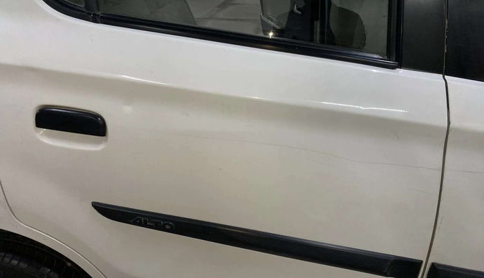 2017 Maruti Alto K10 VXI, Petrol, Manual, 98,968 km, Right rear door - Minor scratches