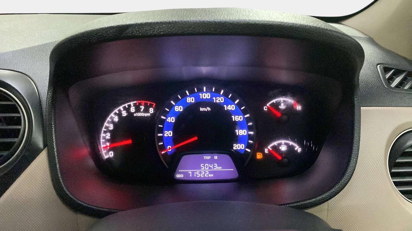 2014 Hyundai Xcent S 1.2, Petrol, Manual, 71,641 km, Odometer Image