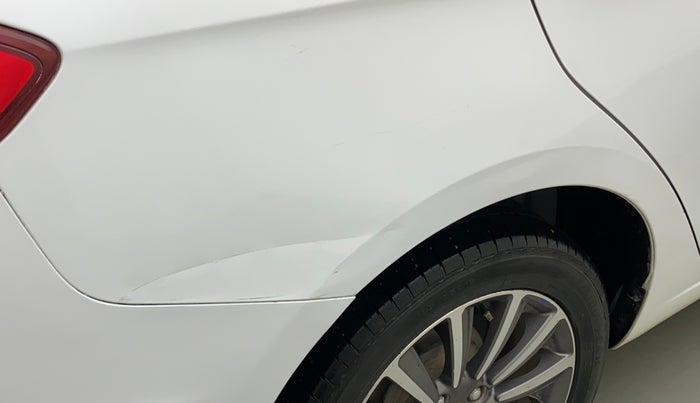 2019 Maruti Ciaz ALPHA 1.5 SHVS PETROL, Petrol, Manual, 43,374 km, Right quarter panel - Slightly dented
