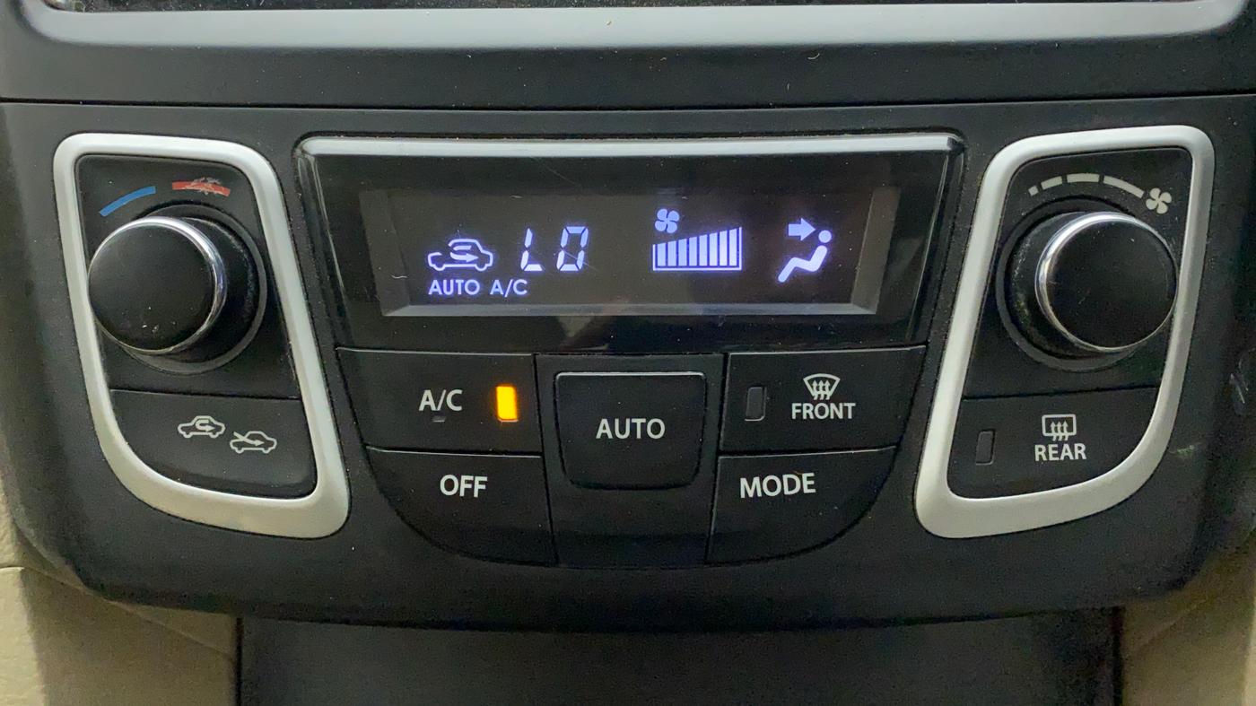 2019 Maruti Ciaz ALPHA 1.5 SHVS PETROL, Petrol, Manual, 43,374 km, Automatic Climate Control