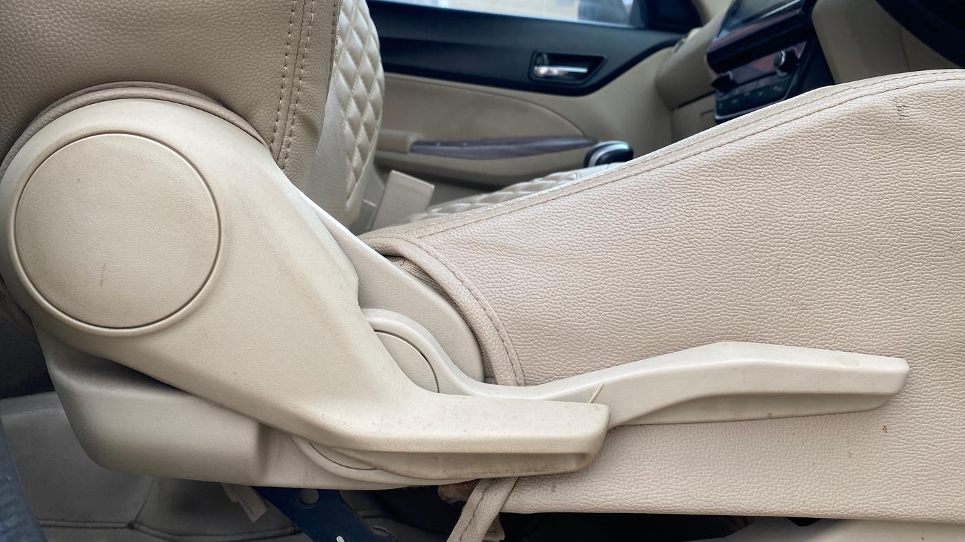 2021 Maruti Dzire ZXI AMT, Petrol, Automatic, 83,092 km, Driver Side Adjustment Panel