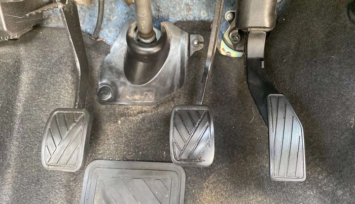 2019 Maruti IGNIS DELTA 1.2, Petrol, Manual, 69,189 km, Pedals