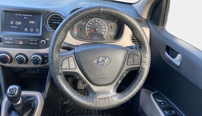 2017 Hyundai Grand i10 SPORTZ (O) 1.2 KAPPA VTVT, Petrol, Manual, 39,068 km, Steering Wheel Close Up