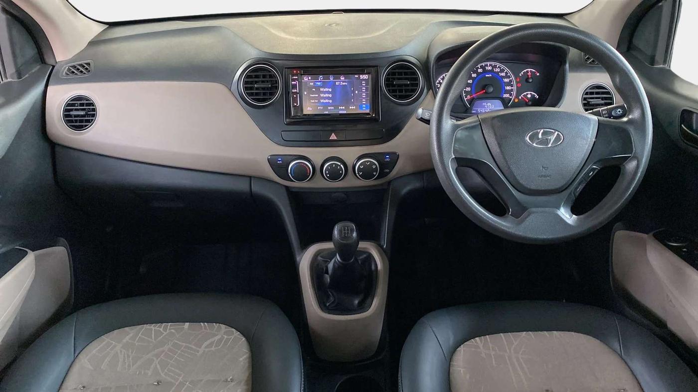 2017 Hyundai Grand i10 MAGNA 1.2 KAPPA VTVT, Petrol, Manual, 54,749 km, Dashboard