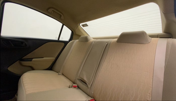 2016 Honda City 1.5L I-VTEC SV CVT, Petrol, Automatic, 61,094 km, Right Side Rear Door Cabin