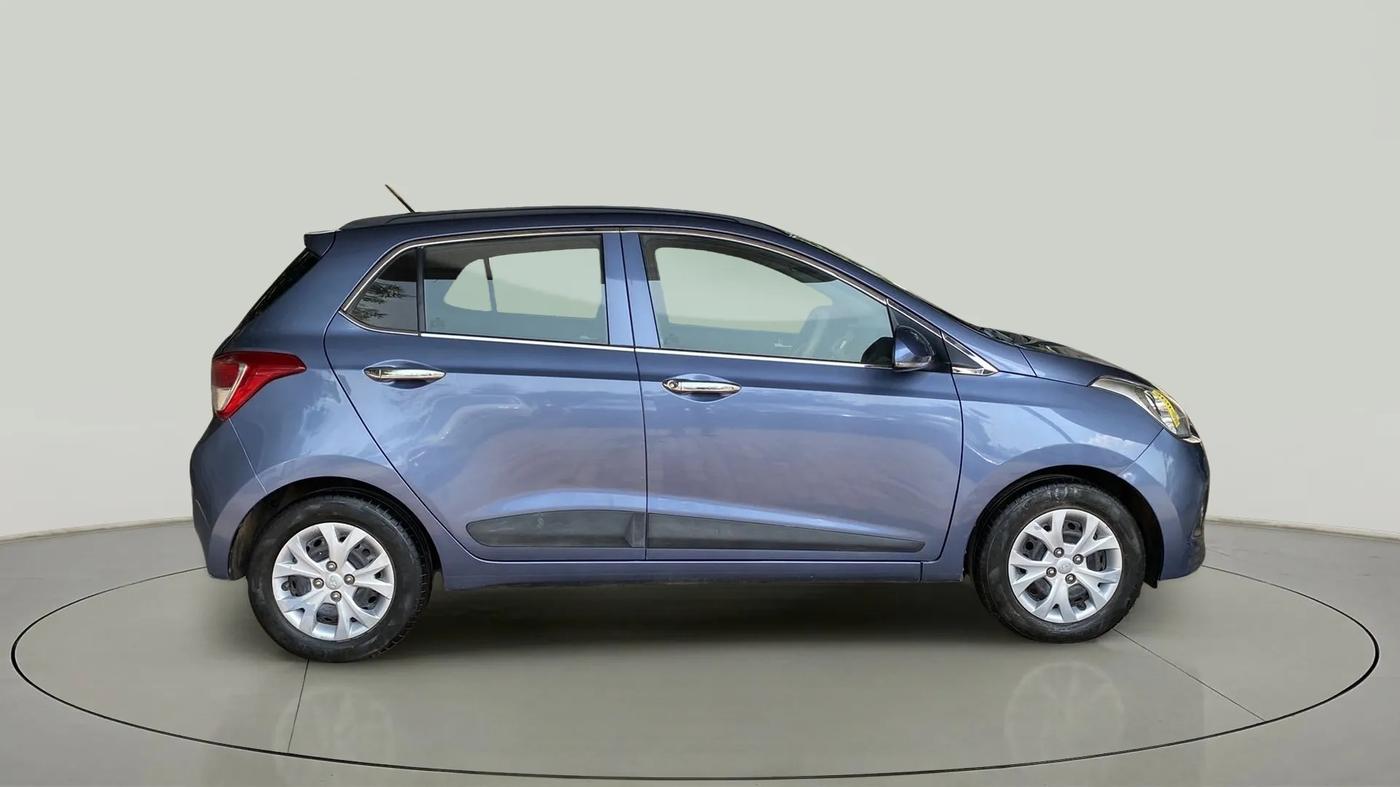 2016 Hyundai Grand i10 SPORTZ 1.1 CRDI, Diesel, Manual, 78,493 km, Right Side View