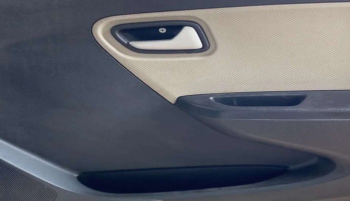 2019 Maruti Alto LXI, Petrol, Manual, 15,987 km, Driver Side Door Panels Control