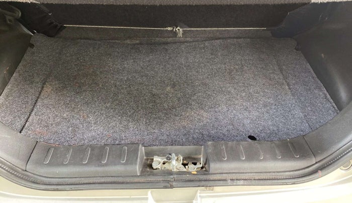 2019 Maruti Alto LXI, Petrol, Manual, 15,987 km, Boot Inside