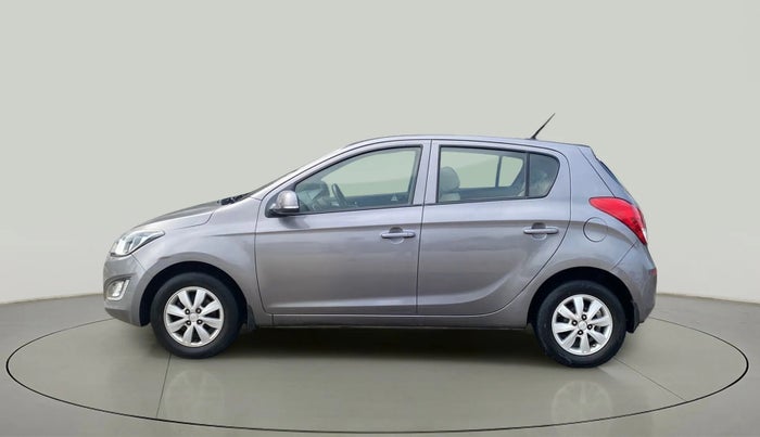 2013 Hyundai i20 SPORTZ 1.2, Petrol, Manual, 77,142 km, Left Side