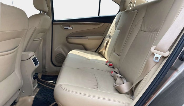 2021 Maruti Ciaz ALPHA  AT 1.5 SHVS PETROL, Petrol, Automatic, 43,683 km, Right Side Rear Door Cabin