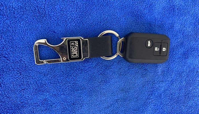 2022 Maruti Dzire ZXI AMT, Petrol, Automatic, 45,640 km, Key Close Up