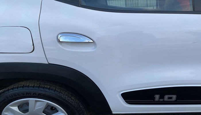 2022 Renault Kwid RXT 1.0, Petrol, Manual, 22,254 km, Right rear door - Slightly dented