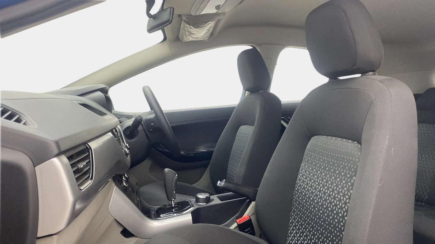 2018 Tata NEXON XMA PETROL, Petrol, Automatic, 22,432 km, Right Side Front Door Cabin