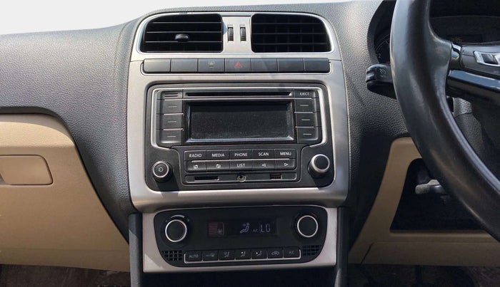 2016 Volkswagen Polo HIGHLINE1.2L, Petrol, Manual, 74,169 km, Air Conditioner
