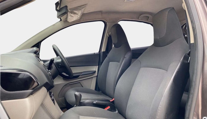 2018 Tata Tiago XT PETROL, Petrol, Manual, 35,497 km, Right Side Front Door Cabin