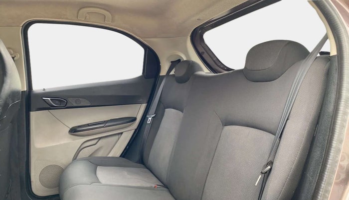 2018 Tata Tiago XT PETROL, Petrol, Manual, 35,497 km, Right Side Rear Door Cabin
