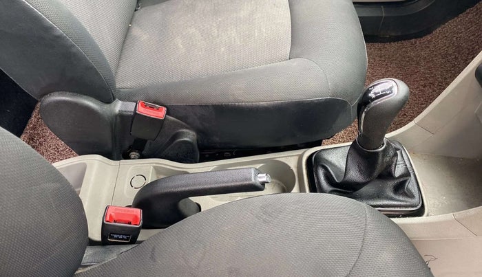 2018 Tata Tiago XT PETROL, Petrol, Manual, 35,497 km, Gear Lever