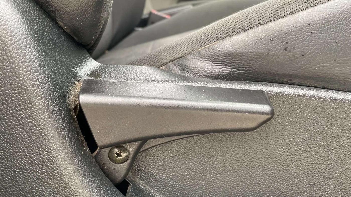 2018 Tata Tiago XT PETROL, Petrol, Manual, 35,497 km, Driver Side Adjustment Panel