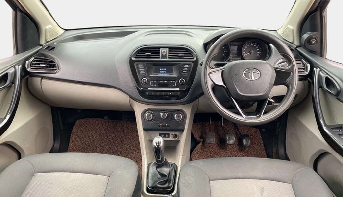 2018 Tata Tiago XT PETROL, Petrol, Manual, 35,497 km, Dashboard