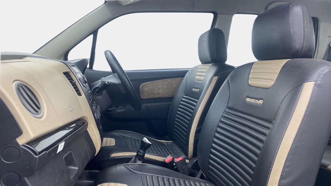 2018 Maruti Wagon R 1.0 VXI, Petrol, Manual, 68,639 km, Right Side Front Door Cabin