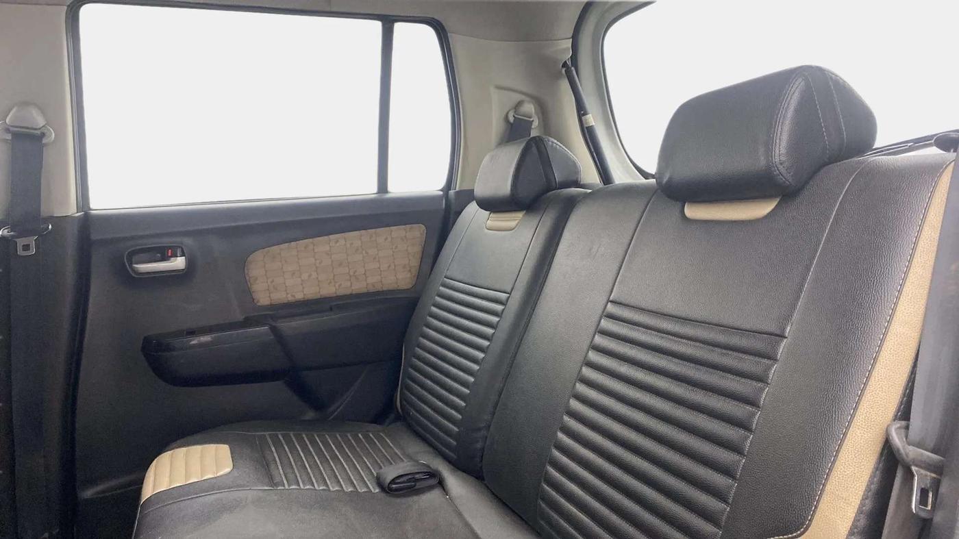 2018 Maruti Wagon R 1.0 VXI, Petrol, Manual, 68,639 km, Right Side Rear Door Cabin