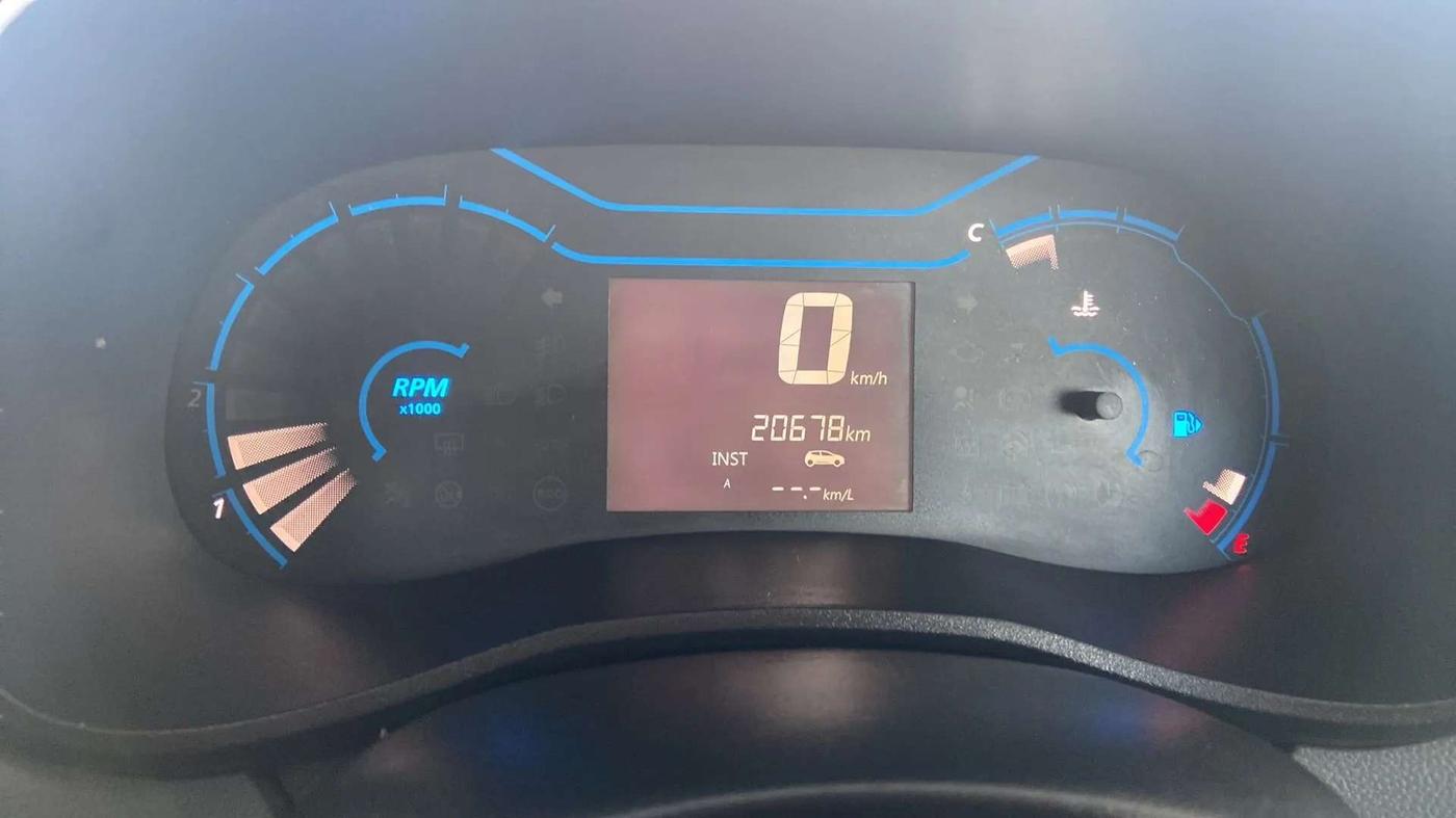2020 Renault Kwid RXT 1.0 (O), Petrol, Manual, 20,657 km, Odometer Image