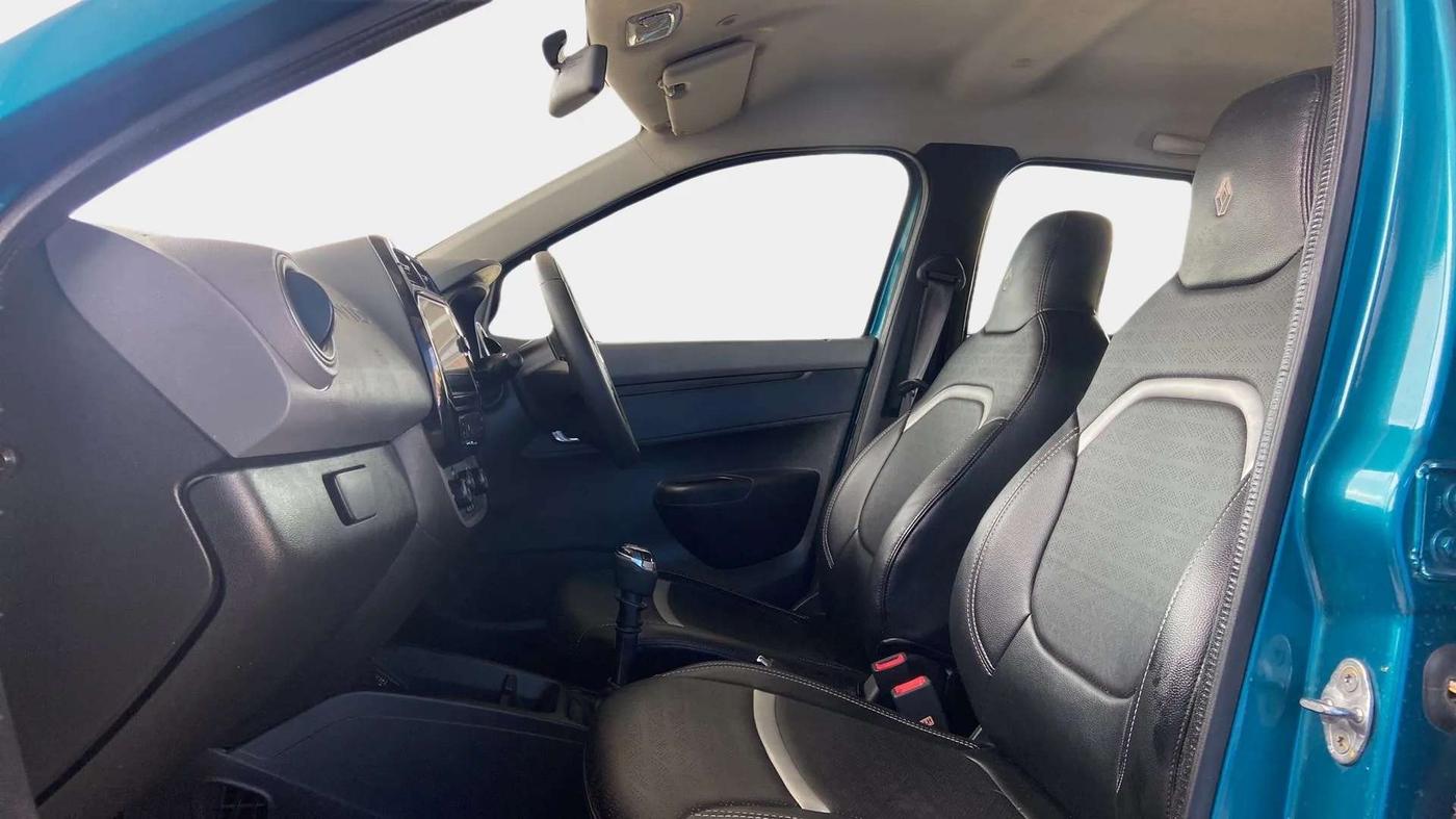2020 Renault Kwid RXT 1.0 (O), Petrol, Manual, 20,657 km, Right Side Front Door Cabin