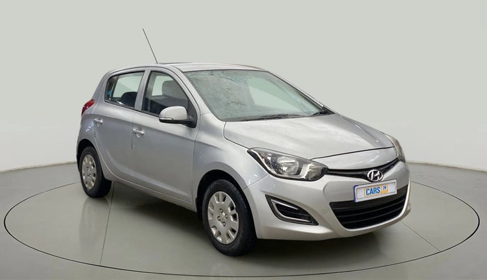 2013 Hyundai i20 MAGNA 1.2, Petrol, Manual, 69,926 km, Right Front Diagonal