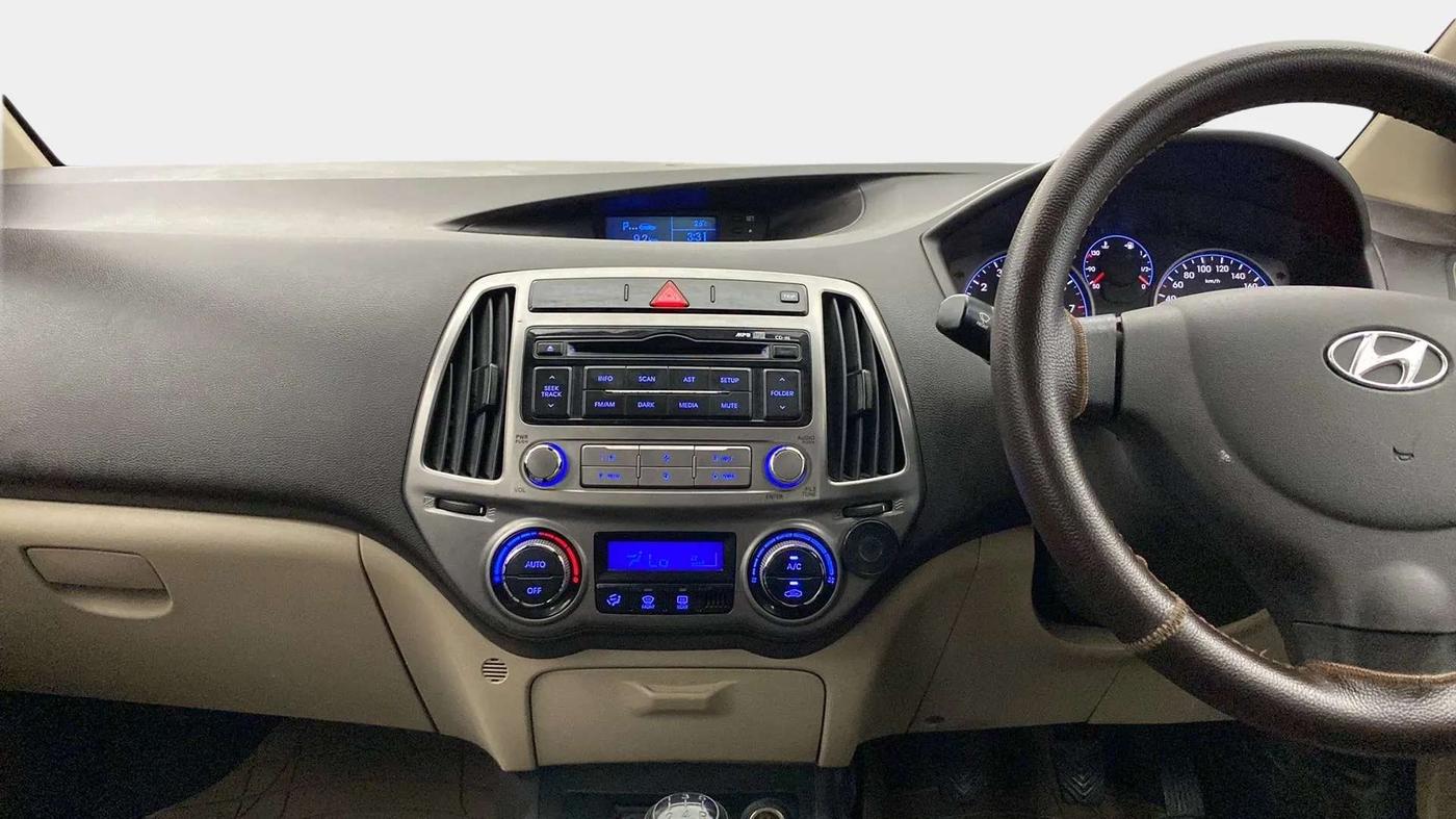 2013 Hyundai i20 MAGNA 1.2, Petrol, Manual, 69,926 km, Air Conditioner