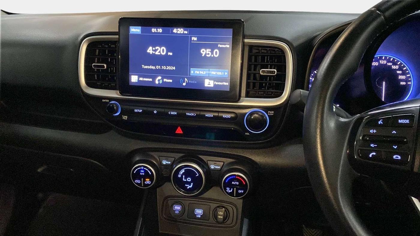 2020 Hyundai VENUE SX 1.0 TURBO, Petrol, Manual, 30,467 km, Air Conditioner