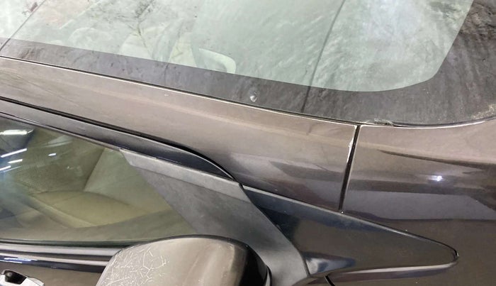 2014 Honda City 1.5L I-VTEC V MT, Petrol, Manual, 77,878 km, Right A pillar - Paint is slightly faded