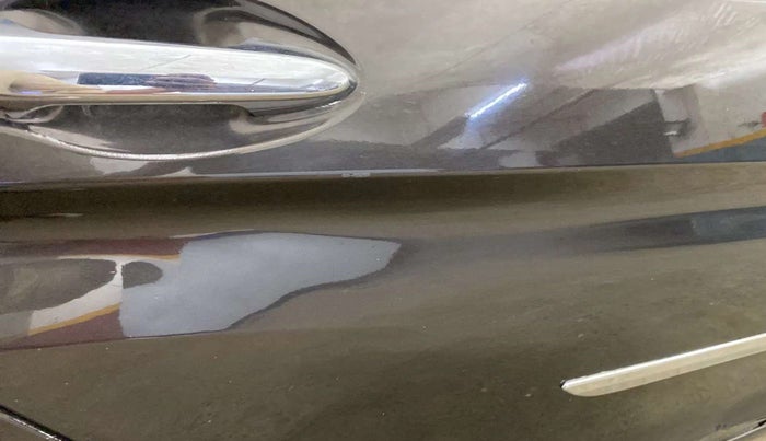 2014 Honda City 1.5L I-VTEC V MT, Petrol, Manual, 77,878 km, Right rear door - Minor scratches