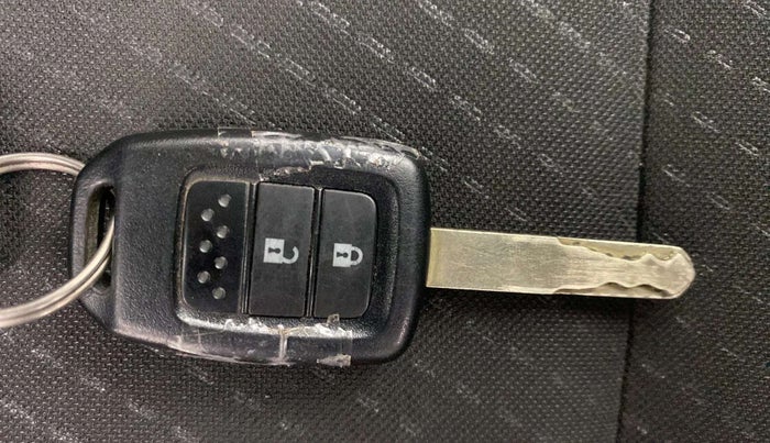 2019 Honda WR-V 1.2L I-VTEC VX MT, Petrol, Manual, 27,285 km, Key Close Up