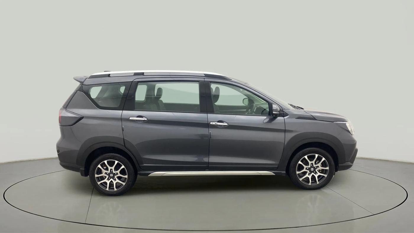 2022 Maruti XL6 ALPHA PLUS MT, Petrol, Manual, 7,386 km, Right Side View