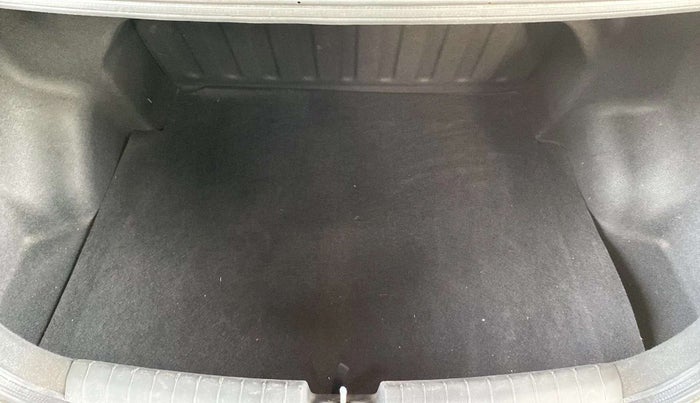 2014 Hyundai Xcent S 1.2, Petrol, Manual, 23,798 km, Boot Inside