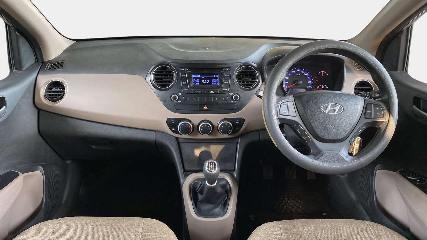 2014 Hyundai Xcent S 1.2, Petrol, Manual, 23,798 km, Dashboard