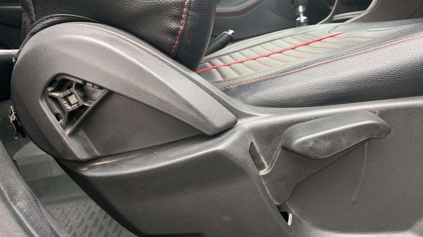2019 Ford FREESTYLE TITANIUM PLUS 1.5 DIESEL, Diesel, Manual, 25,820 km, Driver Side Adjustment Panel