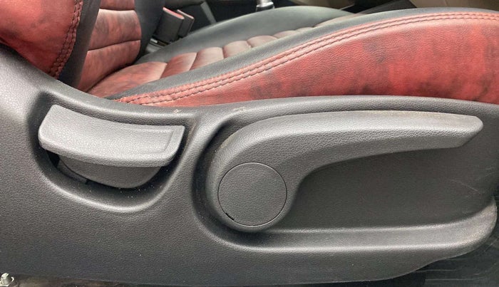 2020 Hyundai Verna SX 1.5 VTVT, Petrol, Manual, 29,321 km, Driver Side Adjustment Panel