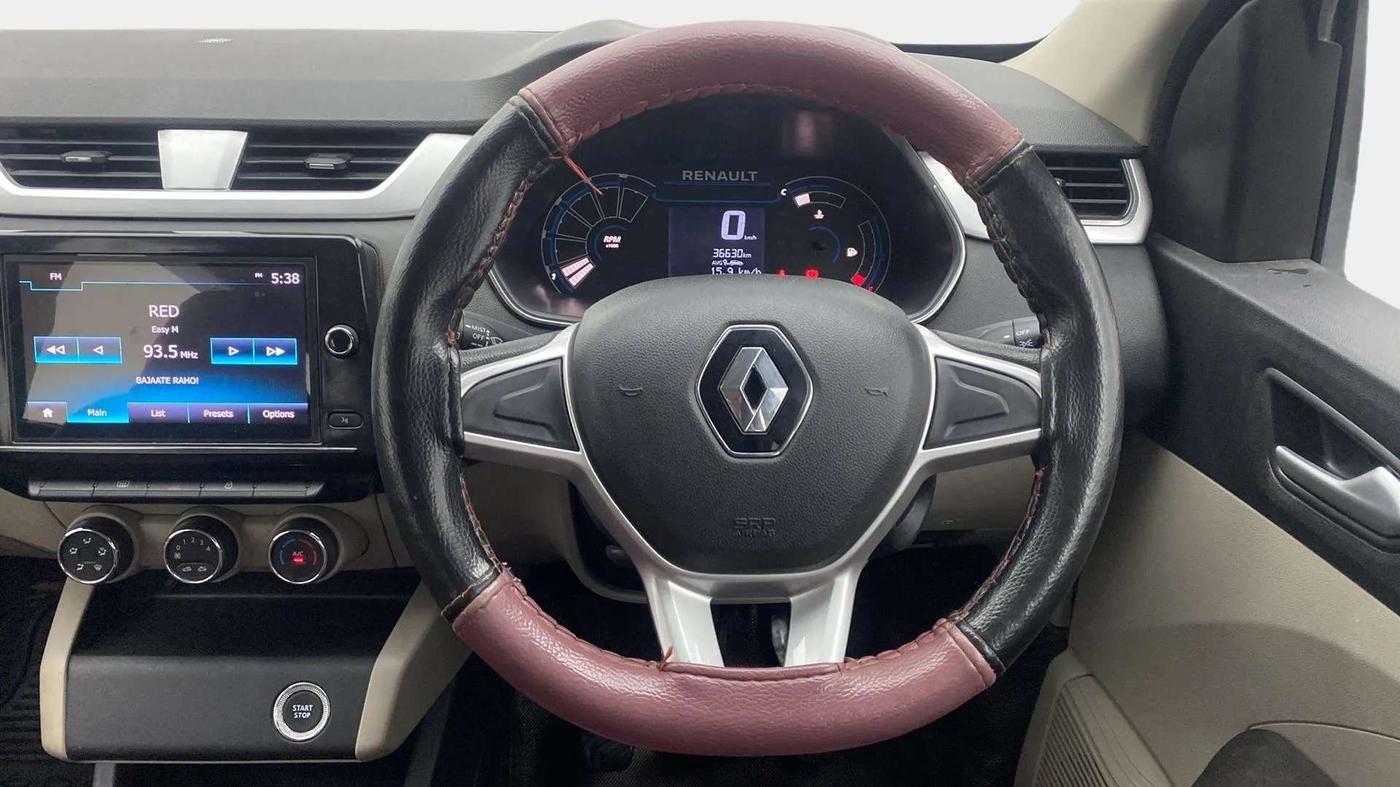 2019 Renault TRIBER RXZ, Petrol, Manual, 36,606 km, Steering Wheel Close Up