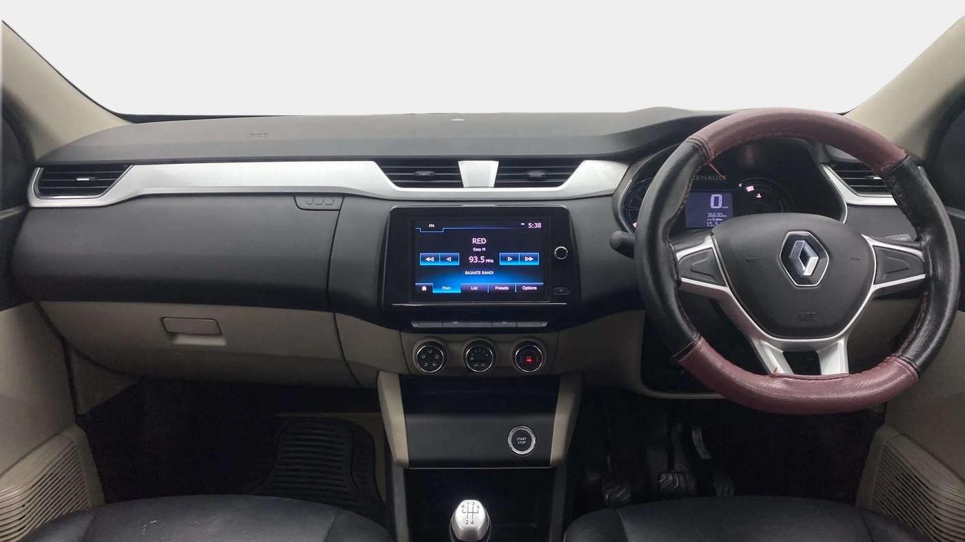 2019 Renault TRIBER RXZ, Petrol, Manual, 36,606 km, Dashboard